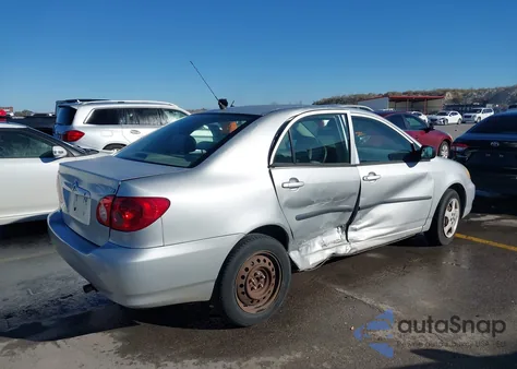 2005 Toyota Corolla Ce z USA, uszkodzony, nr VIN 1NXBR32EX5Z406517